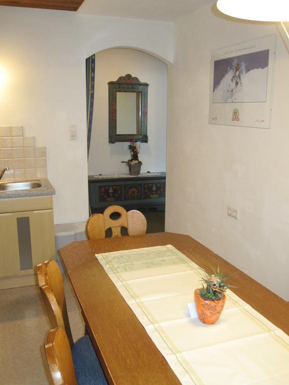 Haus Walch Apartman Jerzens Szoba fotó